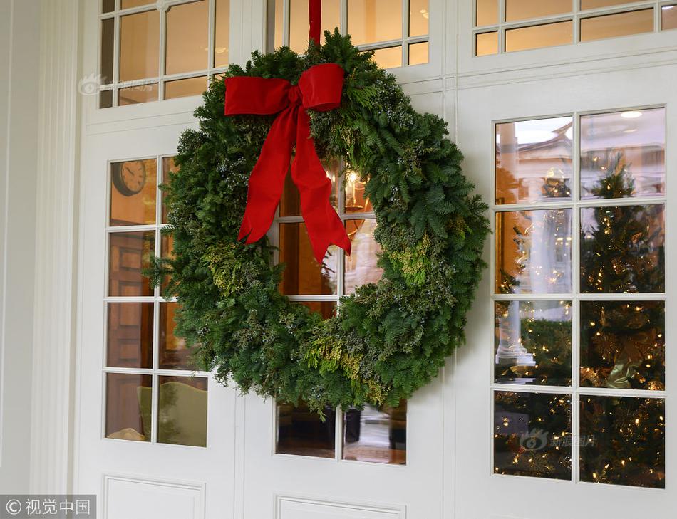 A farmers market started a program to teach children about farming and healthy eating
