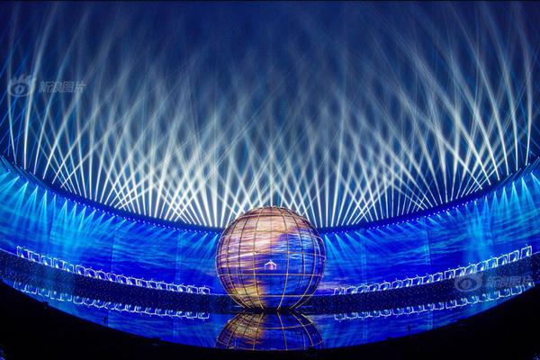 A scientist developed a new type of sunscreen that is better for coral reefs