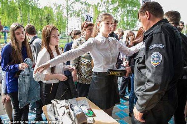 The national weather service issued a tornado warning for midwestern states