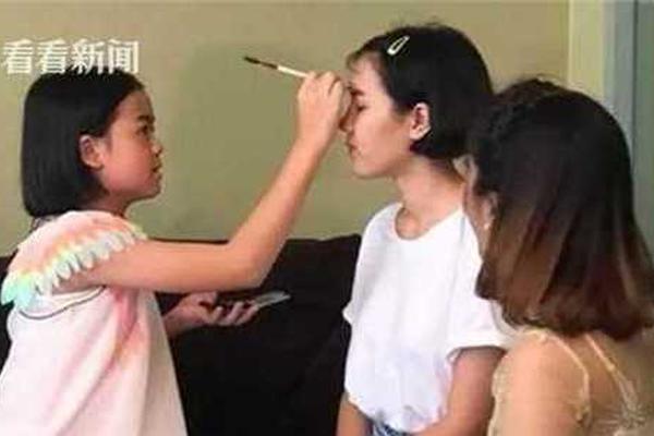 A tech startup launched a new app that helps users track their carbon footprint and make eco-friendly choices