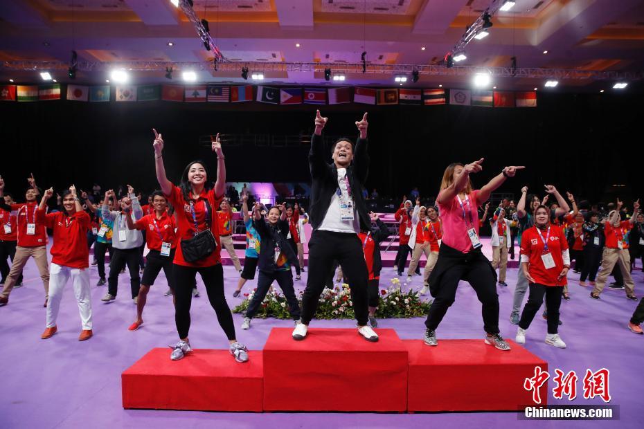 Local schools organized a fundraiser to buy new sports equipment