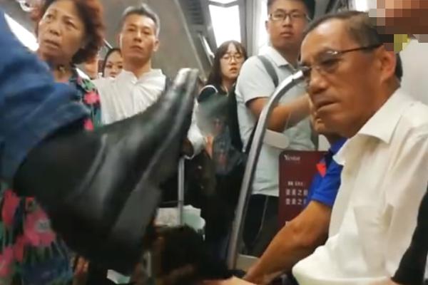 Physicists study black holes to learn about universe origins