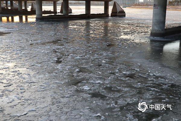 The city council approved plans to build a new pedestrian bridge over the river downtown