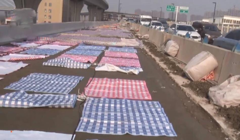 A software company released an app update that added dark mode and faster loading times