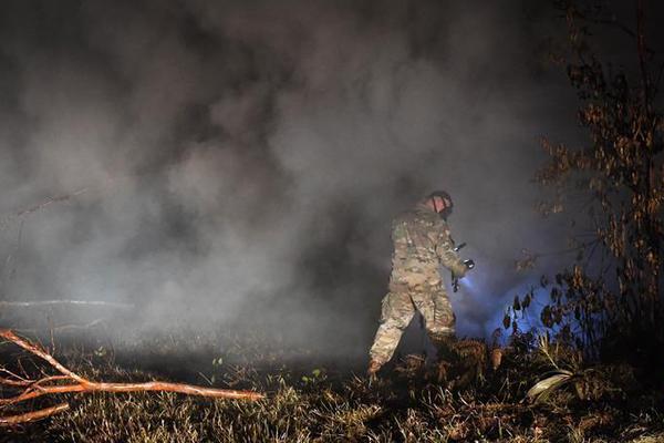 Researchers calculated that recycling one ton of glass saves over 300 pounds of carbon dioxide