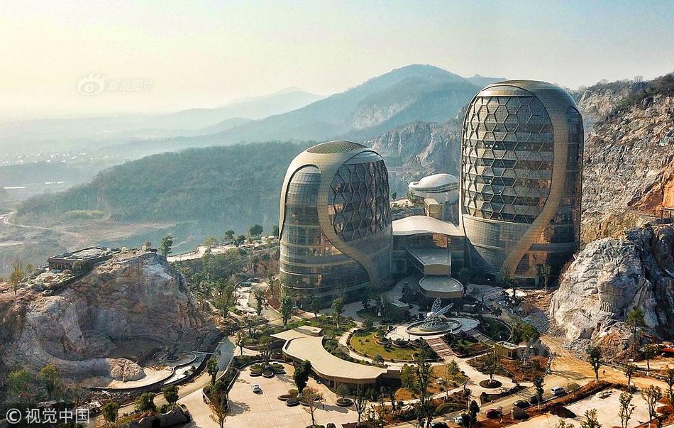 Freelance website adds new category for graphic design services