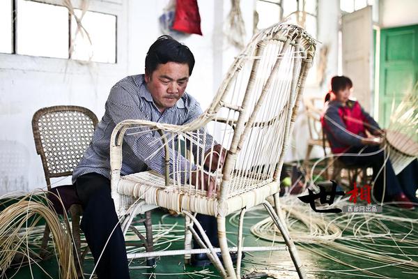 Study reveals that family game nights improve communication between children and parents