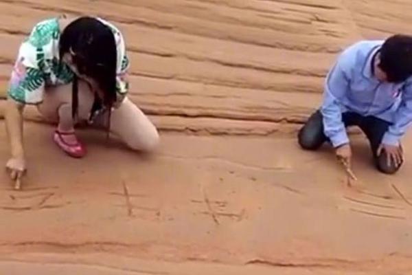 Volleyball tournament attracts teams from 30 colleges