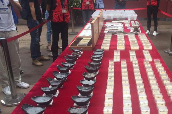 A school started a recycling program that reduces its waste by 30% each month