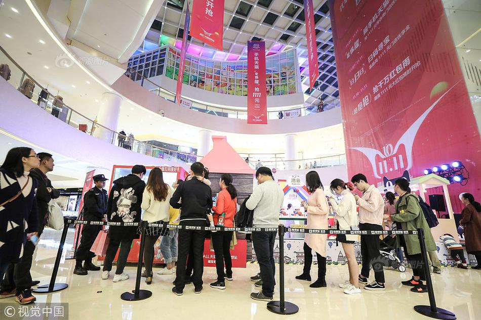 A major airline announced a new route to a popular tourist destination