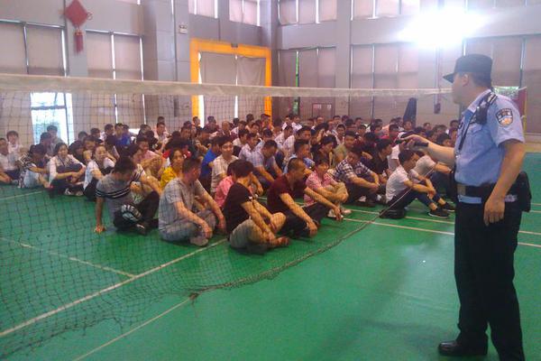 A famous musician announced a farewell tour with concerts in 45 cities across the globe