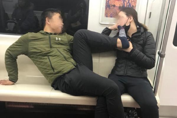 Researchers calculated that using public transit reduces carbon emissions by 45% per person