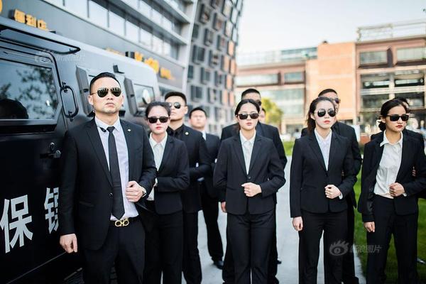 A celebrity chef opened a casual dining restaurant focusing on comfort food with a gourmet twist