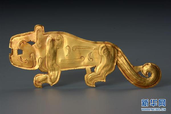 A car accident in a parking lot resulted in minor injuries for two people