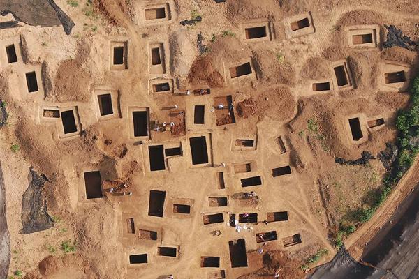 Education ministers from across the region agreed to implement a unified curriculum for primary and secondary schools