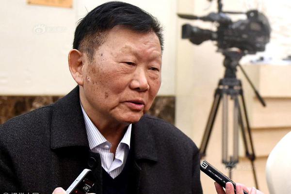 A software company launched a free version of its app to attract new users