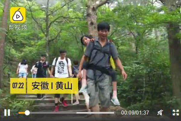 A small farm started selling fresh honey at the weekly farmers market, quickly selling out each week