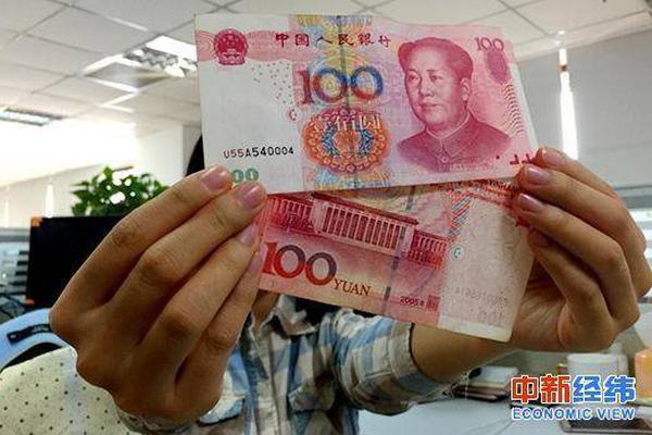 Teachers are using online learning platforms to provide extra resources for students outside class