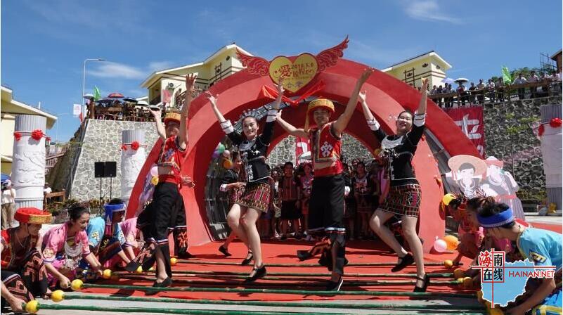 A music award ceremony was held last night with a rising star winning Best New Artist