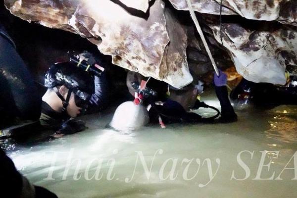 The military deployed troops to help distribute food and water in areas hit by a severe hurricane