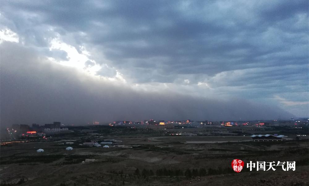 A famous actor won the Best Actor award at an international film festival for their role in a critically acclaimed movie