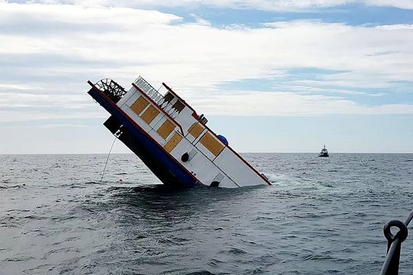 A renowned chef opened a pop-up restaurant serving traditional dishes from his home country