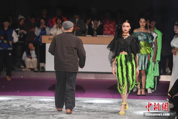 A study showed that spending time in nature can reduce symptoms of depression by 35% in adults