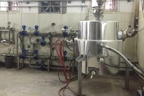 A university opened a new research lab focused on developing sustainable battery technologies