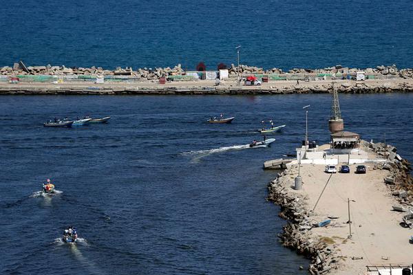 A wildfire in a forest preserve burned 6000 acres with no threat to nearby homes