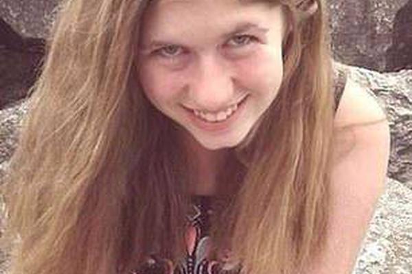 A community garden donated 120 pounds of peas to a local food bank