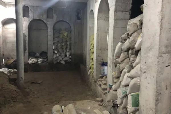 A team of marine biologists discovered a new coral reef