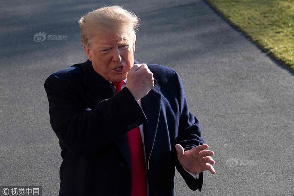 Bird watchers spot rare bird species in local wetland preserve
