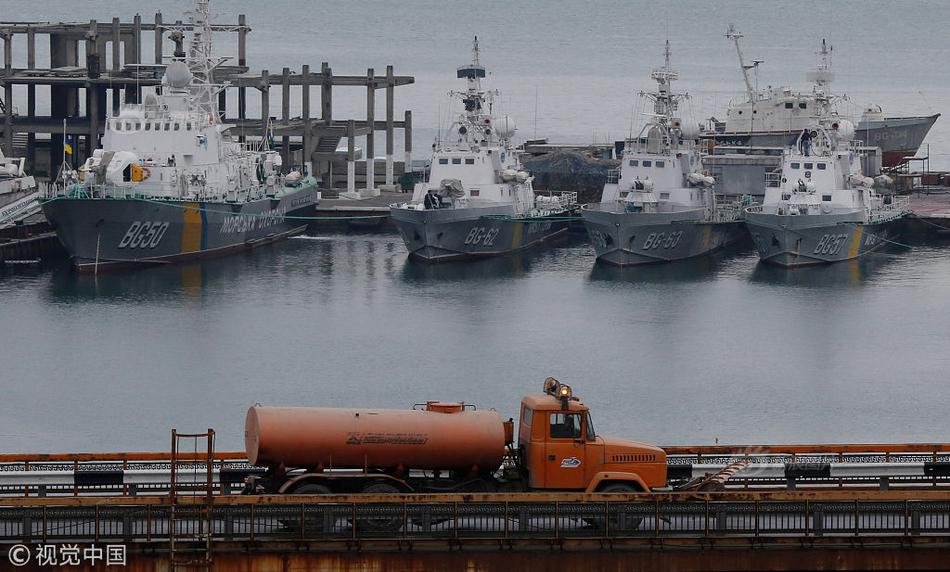 A professional basketball player signed a record-breaking $250 million contract with a new team, making it the largest deal in league history.