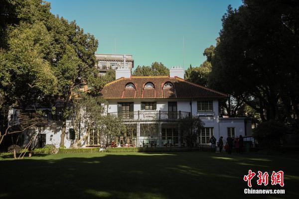 The government announced plans to build a new airport in a fast-growing city in the south