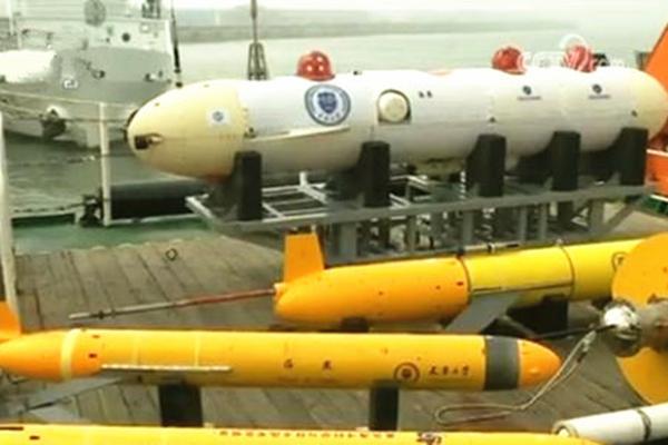 A popular fashion brand announced it will take back old clothes to recycle into new items