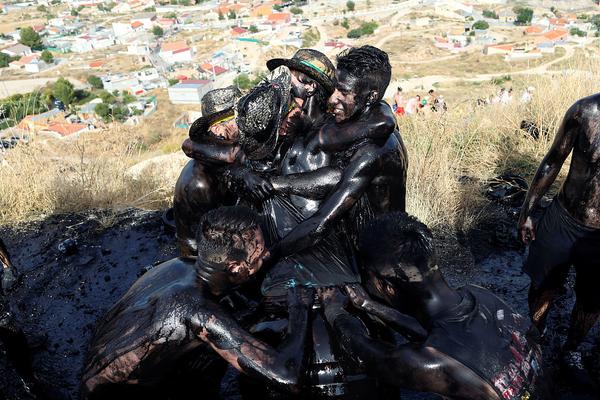 A software developer created a new tool that helps businesses track inventory and manage orders