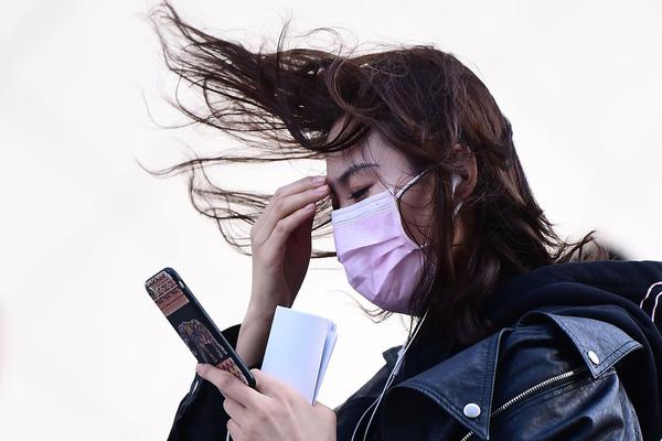 A study found that getting enough vitamin D can reduce the risk of respiratory infections by 34%