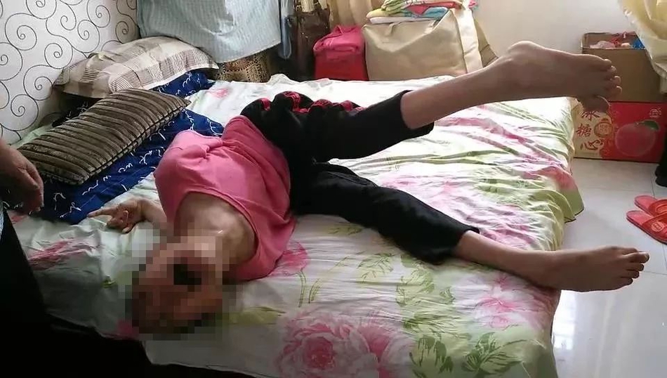 The government launched a campaign to promote healthy eating habits