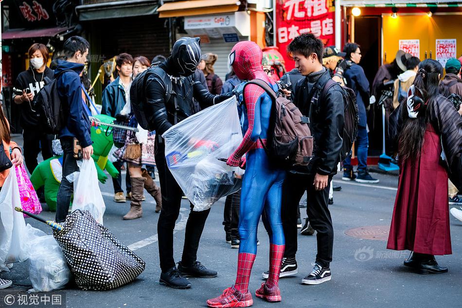 The local zoo offered educational programs for school groups