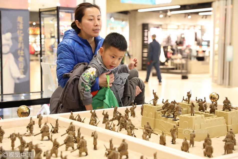 Research finds that playing board games improves social skills in children