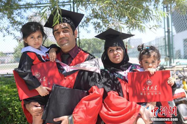 A major airline announced it would be increasing flight frequencies to popular tourist destinations during the summer season.