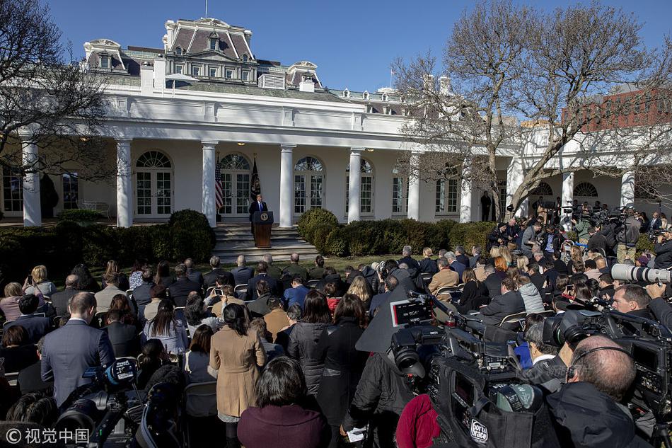 A study showed that listening to nature sounds can improve sleep quality in people with insomnia