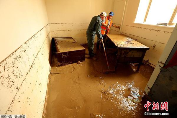 A major retailer announced plans to open 30 new stores in urban neighborhoods