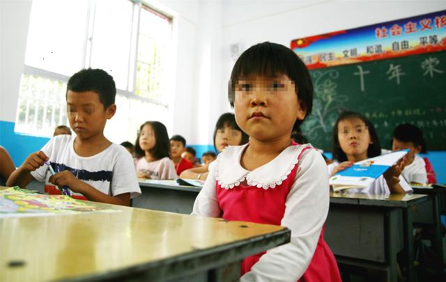 A community organized a book drive that collected 2,000 books for a local school’s library