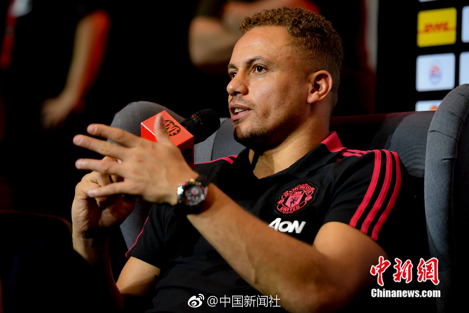 A software company provided free technical support