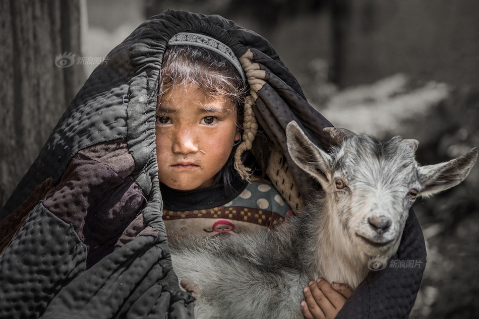 A new social media platform launched this week, focusing on privacy and user control, in response to concerns about data sharing.