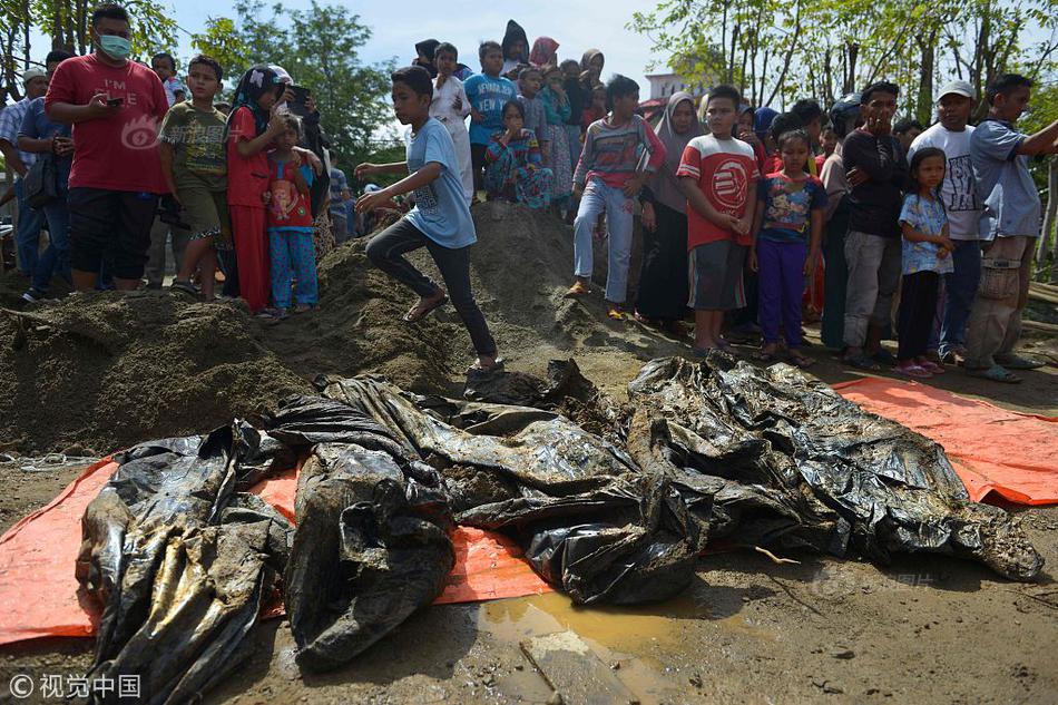 The education ministry introduced a new program to train teachers in mental health support