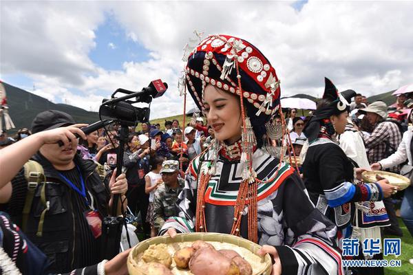 City hosts parade to celebrate local heritage and culture
