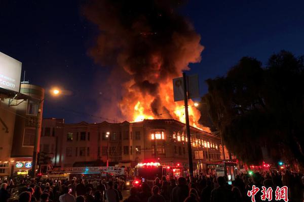 Researchers discovered that a certain type of seaweed can be used to make biodegradable packaging