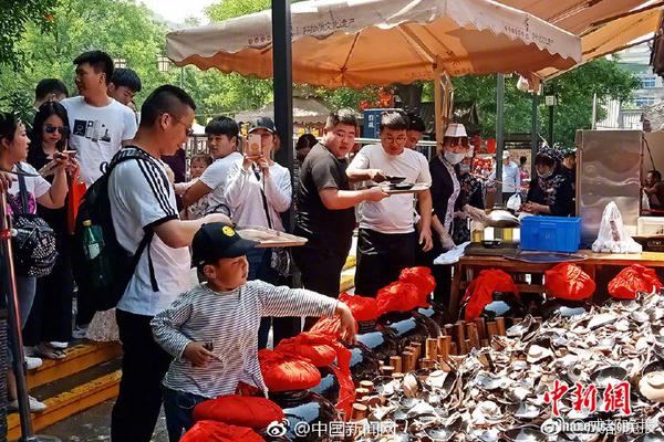 A scientist developed a new type of vaccine that provides long-lasting protection against a common virus